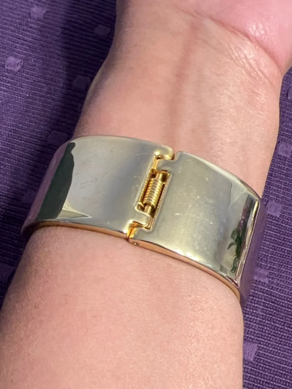 Gold Lion Head Cuff Bracelet. Vintage LN